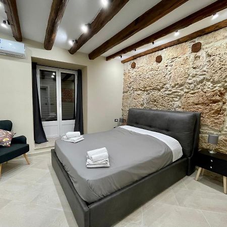Tommy'S Rooms Palermo Esterno foto