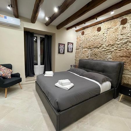 Tommy'S Rooms Palermo Esterno foto